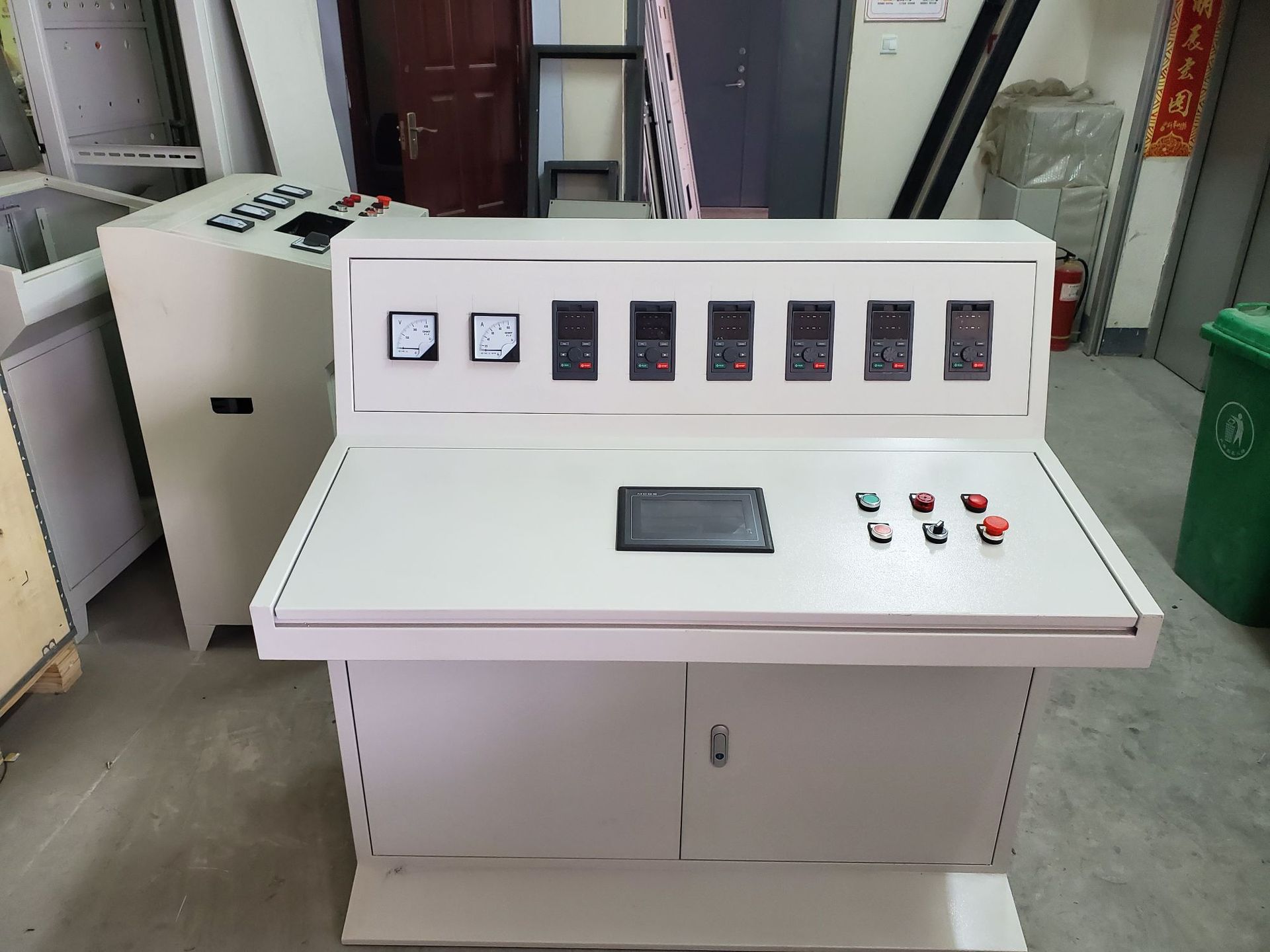 6倉動態(tài)配料控制柜 攪拌站用自動動態(tài)配料控制柜 系統(tǒng)變頻皮帶秤